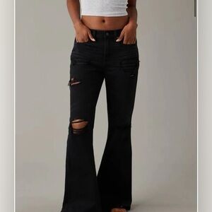 AE Ripped Low-Rise Baggy Flare Jean. Size 6.